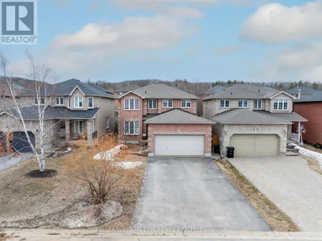43 DUNNETT DRIVE, Barrie (Ardagh), Ontario L4N0J7
