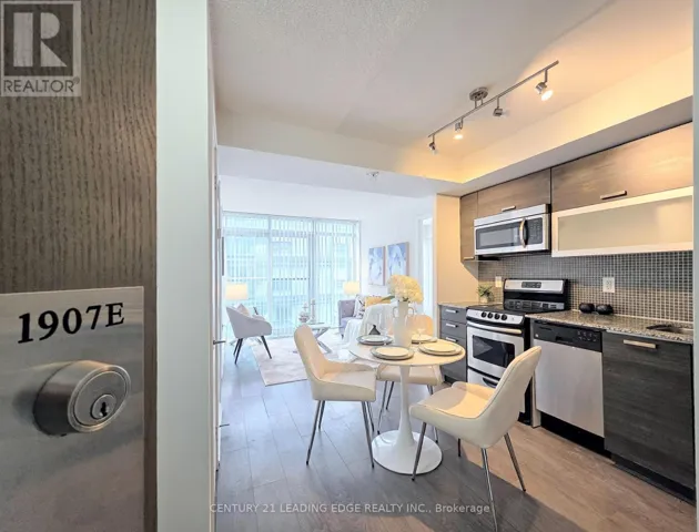 1907E - 36 LISGAR STREET, Toronto (Little Portugal), Ontario M6J0C7
