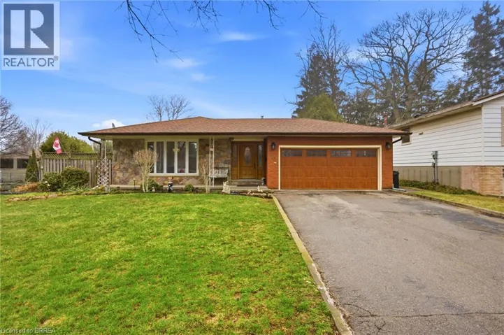 13 BROOKS Court, Brantford, Ontario N3R6X9