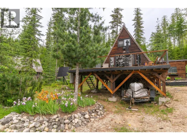 8800 Seymour Arm Main Forest Service Road Unit# 15, Seymour Arm, British Columbia V0E1M0