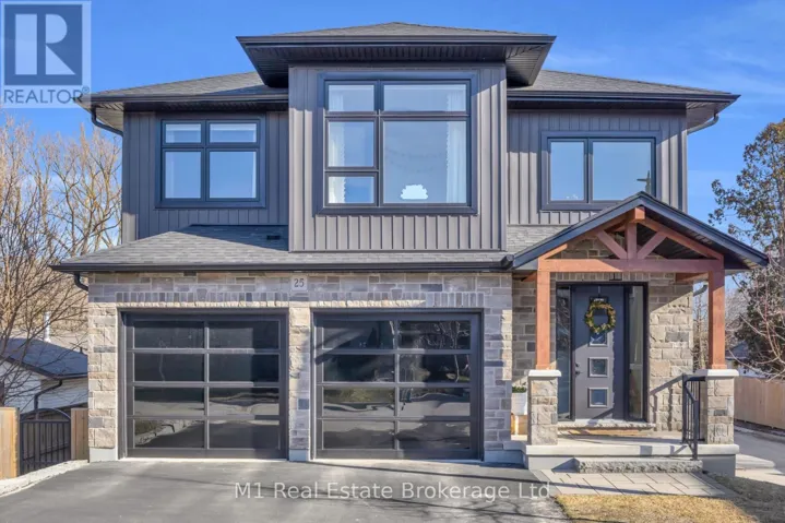 25 CREEKSIDE TERRACE, Centre Wellington (Fergus), Ontario N1M0H4