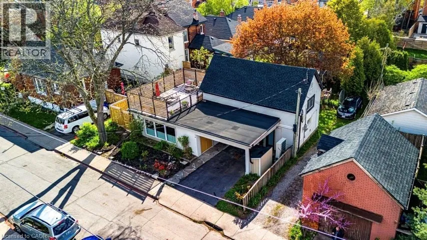 14 REGINALD Street, Hamilton, Ontario L8P3X9