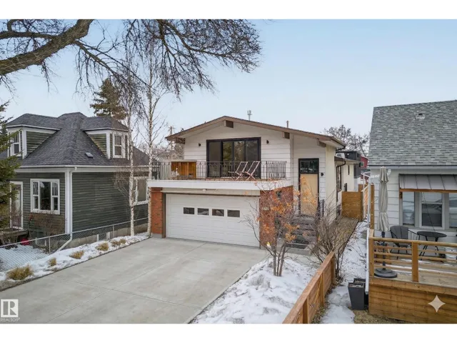 9736 78 Avenue NW, Edmonton, Alberta T6E1N2