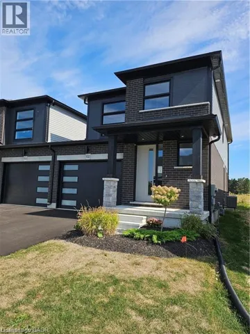 102 THACKERAY Way, Harriston, Ontario N0G1Z0