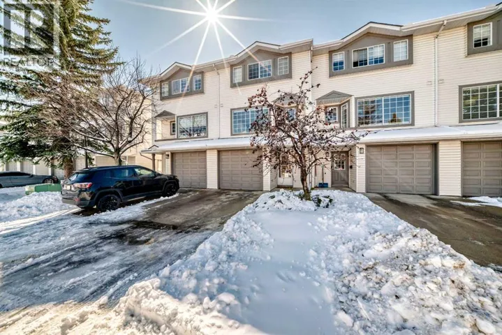 35 Kingsland Villas SW, Calgary, Alberta T2V5J9