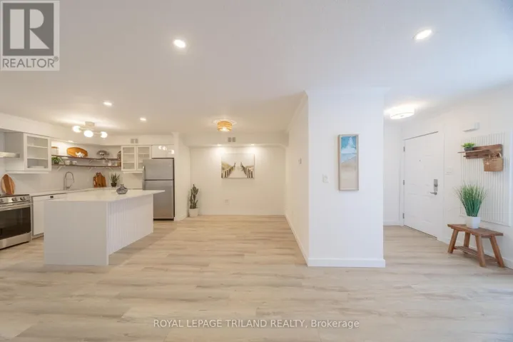 7 - 8 OAK STREET, Lambton Shores (Grand Bend), Ontario N0M1T0