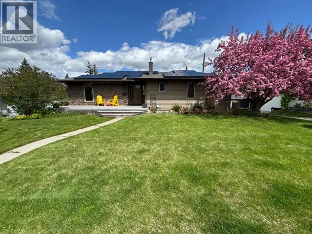4712 Grove Hill Road SW, Calgary, Alberta T3E4G2