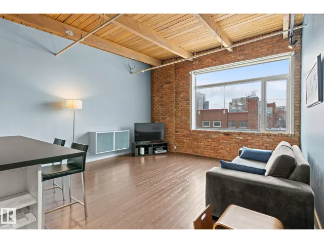 #213 10309 107 ST NW, Edmonton, Alberta T5J1K3