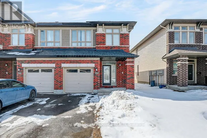 790 CAIRN CRESCENT, Ottawa, Ontario K1W0P7