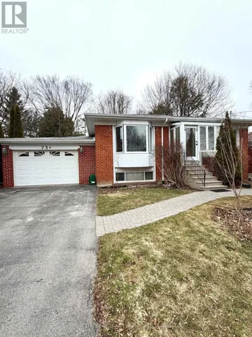 LOWERFL - 73 BOOTHBAY CRESCENT, Newmarket (Central Newmarket), Ontario L3Y1Y6