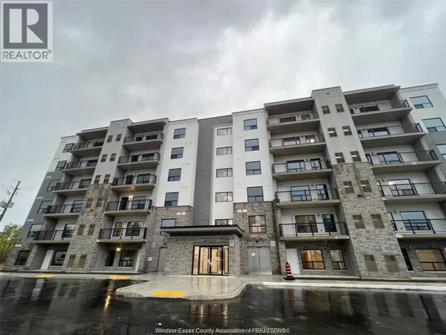 3370 STELLA Unit# 128, Windsor, Ontario N8T0B9