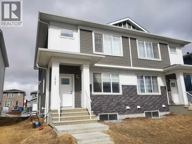 1045 West Lakeview Drive, Chestermere, Alberta T1X2T2