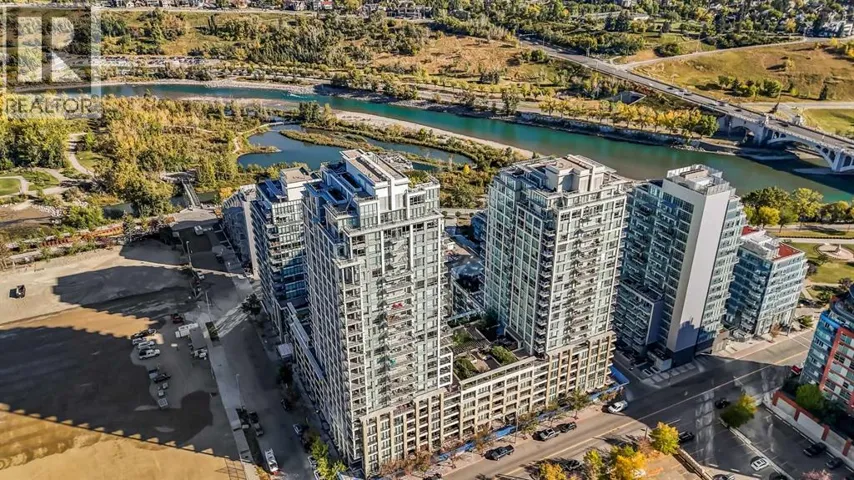 538, 222 Riverfront Avenue SW, Calgary, Alberta T2P0X2