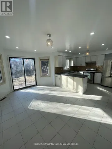 MAIN - 60 NORMANDY CRESCENT, Richmond Hill (Harding), Ontario L4C8L7