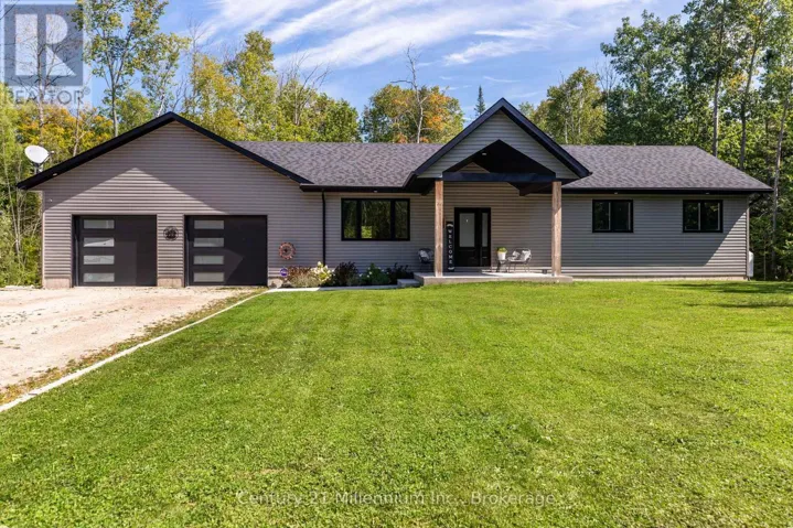 23 HEMLOCK ROAD, South Bruce Peninsula, Ontario N0H2T0