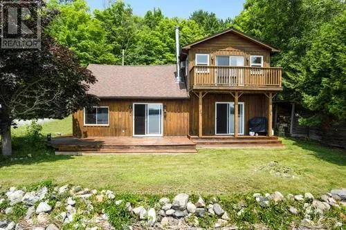 185 MAPLE HOLLOW DRIVE, Lanark Highlands, Ontario K0G1M0