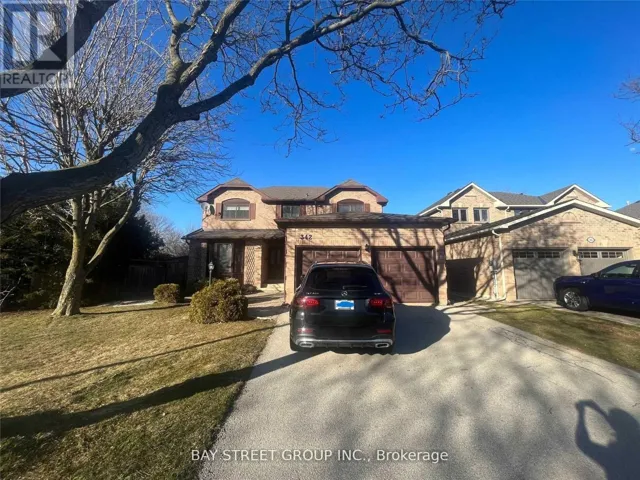 342 CARRIER LANE, Oakville (RO River Oaks), Ontario L6H5G6