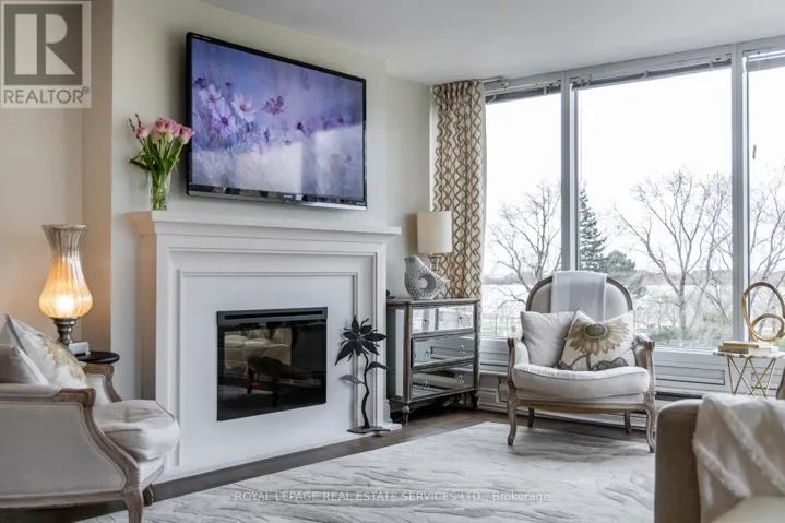 309 - 1 PALACE PIER COURT, Toronto (Mimico), Ontario M8V3W9