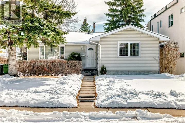 271 Dalhurst Way NW, Calgary, Alberta T3A1P3