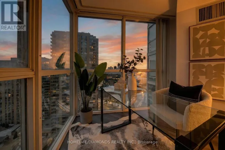 2002 - 5 CONCORDE PLACE, Toronto (Banbury-Don Mills), Ontario M3C3M8