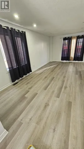 13 PRINCE CRESCENT, Brampton (Northwest Sandalwood Parkway), Ontario L7A2C8