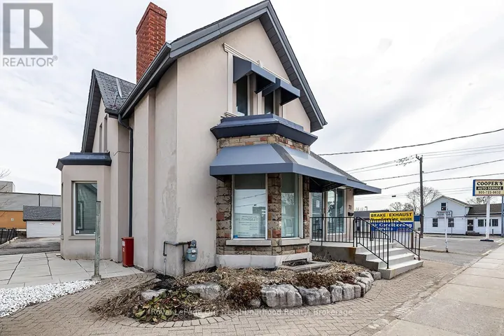 71 ALBERT STREET, Oshawa (Central), Ontario L1H4R1