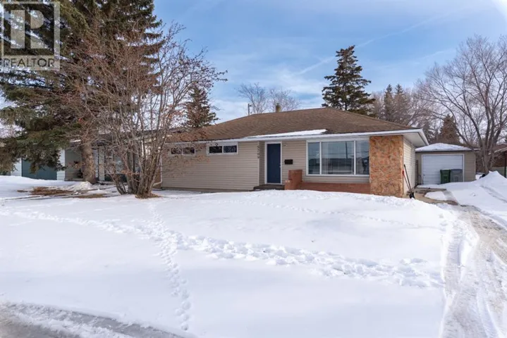 5709 51 Street, Lloydminster, Alberta T9V0R4