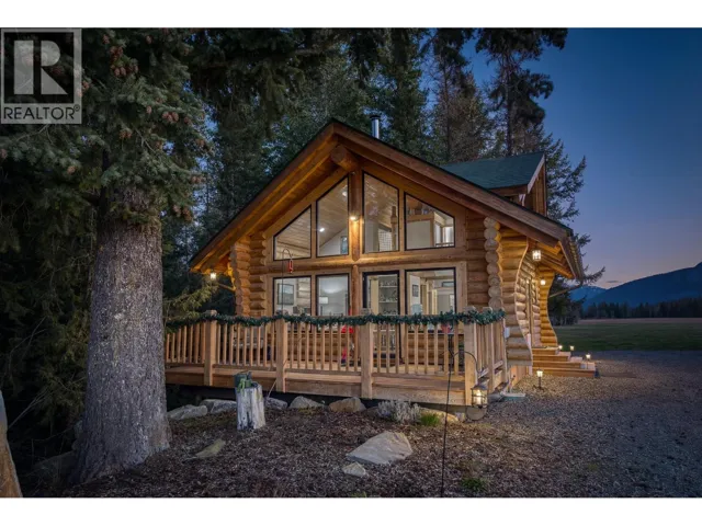819 & 822 Sinclair Road, Creston, British Columbia V0B1G2
