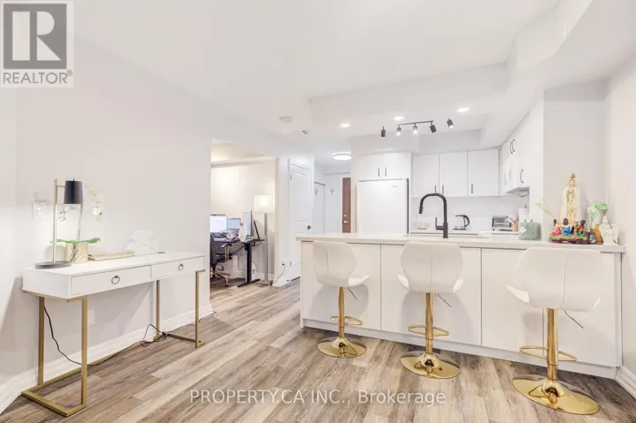 904 - 4090 LIVING ARTS DRIVE, Mississauga (City Centre), Ontario L5B4M8