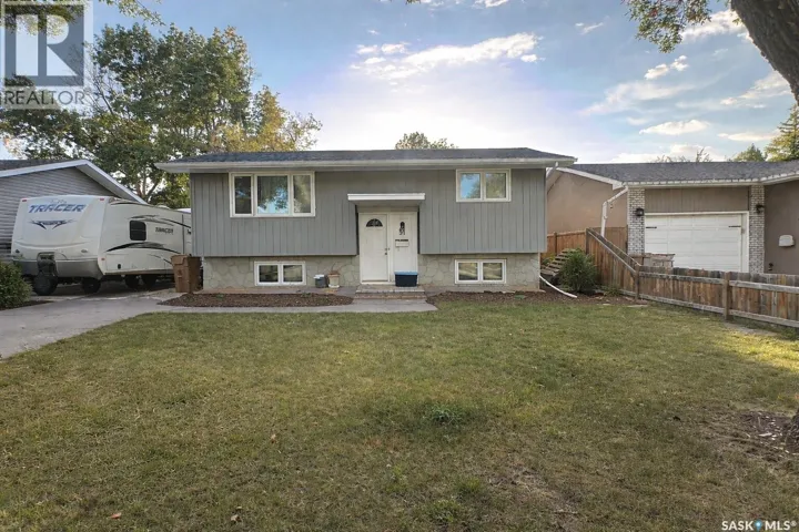 51 Denny CRESCENT, Regina, Saskatchewan S4N5J8