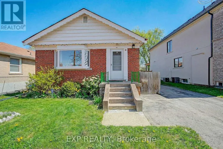 43 YORKSHIRE ROAD, Toronto (Ionview), Ontario M1K3B7