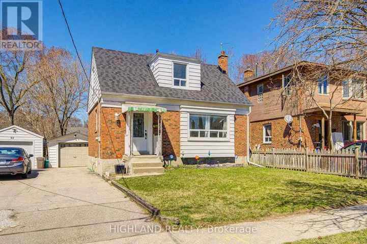 90 CLOUSTON AVENUE, Toronto (Weston), Ontario M9N1A7