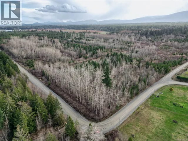 850 KAPLAR Rd, Qualicum Beach, British Columbia V9K1X4