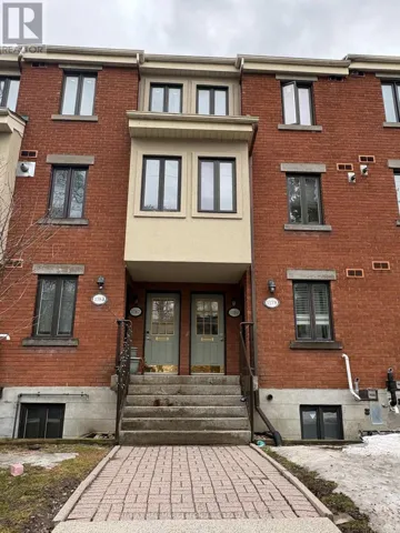 1180 BLASDELL AVENUE, Ottawa, Ontario K1K4H5