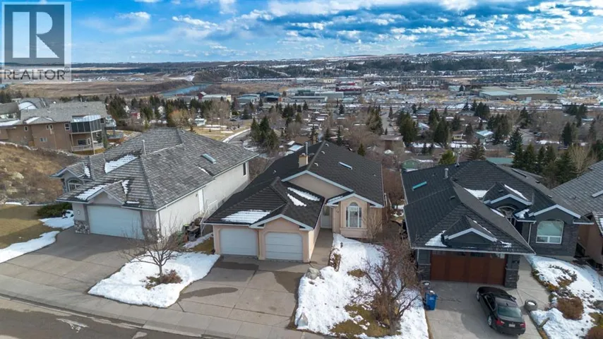 14 Headlands Close, Cochrane, Alberta T0L0W1