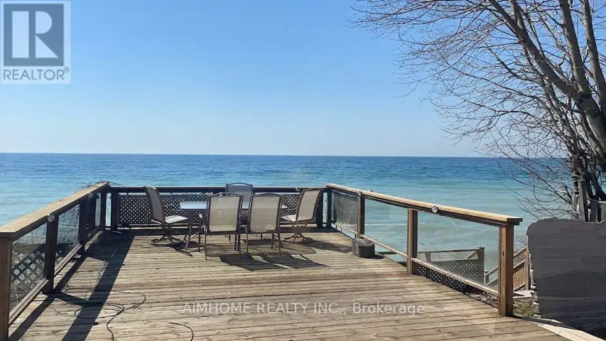 59 MUSKOKA AVENUE, Oshawa (Lakeview), Ontario L1J1A1