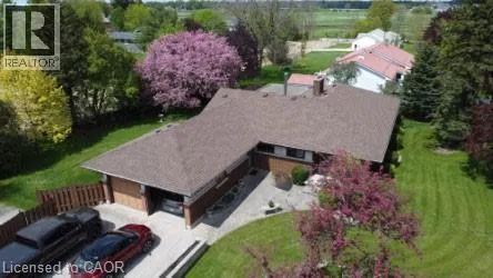 11 LLOYD Street, Wingham, Ontario N0G2W0