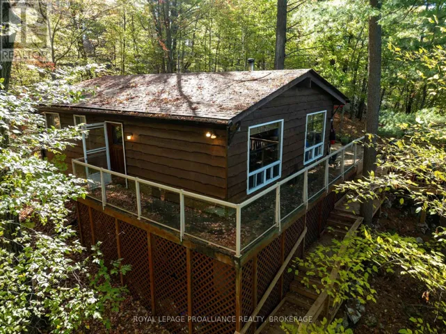 450 BROOKS POINT ROAD, Rideau Lakes, Ontario K0G1E0