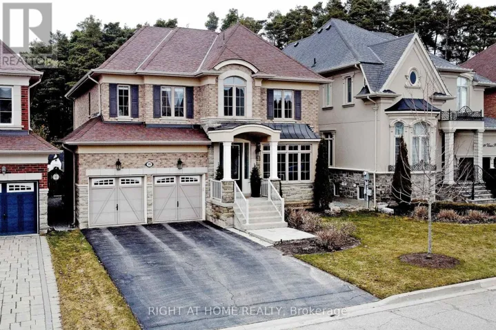 95 VINES PLACE, Aurora (Bayview Southeast), Ontario L4G0R7