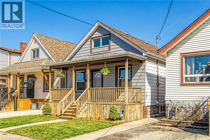 70 ROBINS Avenue, Hamilton, Ontario L8H4N4