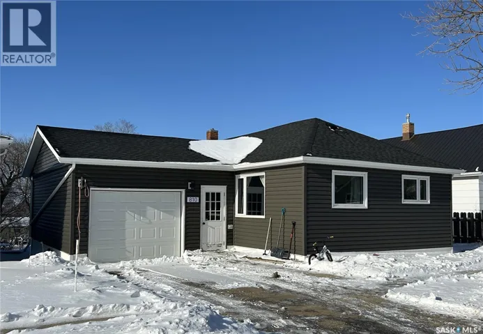 810 2nd STREET, Estevan, Saskatchewan S4A0L2