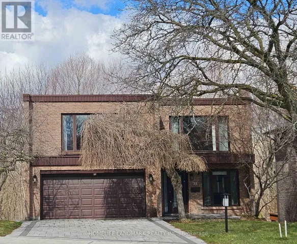 22 COREYDALE COURT, Toronto (Bathurst Manor), Ontario M3H4T2
