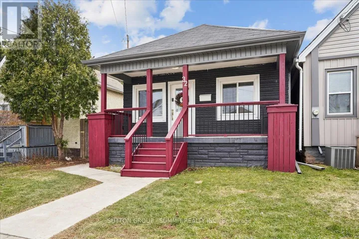 32 ALLAN AVENUE, Hamilton (Homeside), Ontario L8H2C9