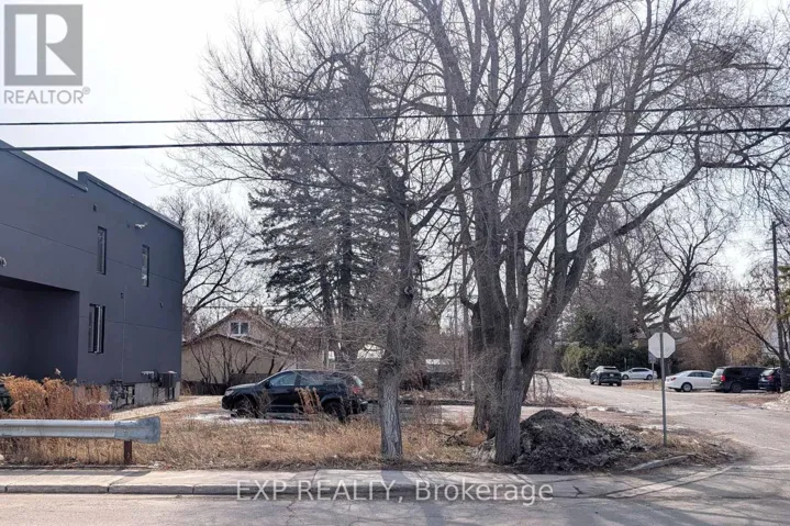 2 PENDER STREET, Ottawa, Ontario K2G1J5