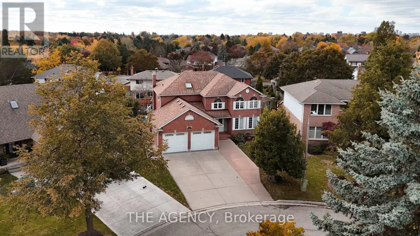 47 BURNT EMBER COURT, Kitchener, Ontario N2A3X3