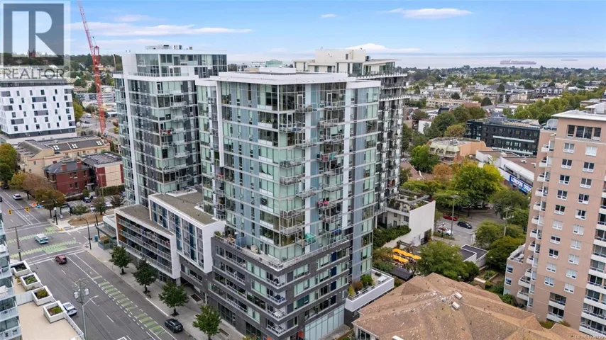 801 989 Johnson St, Victoria, British Columbia V8V0E3