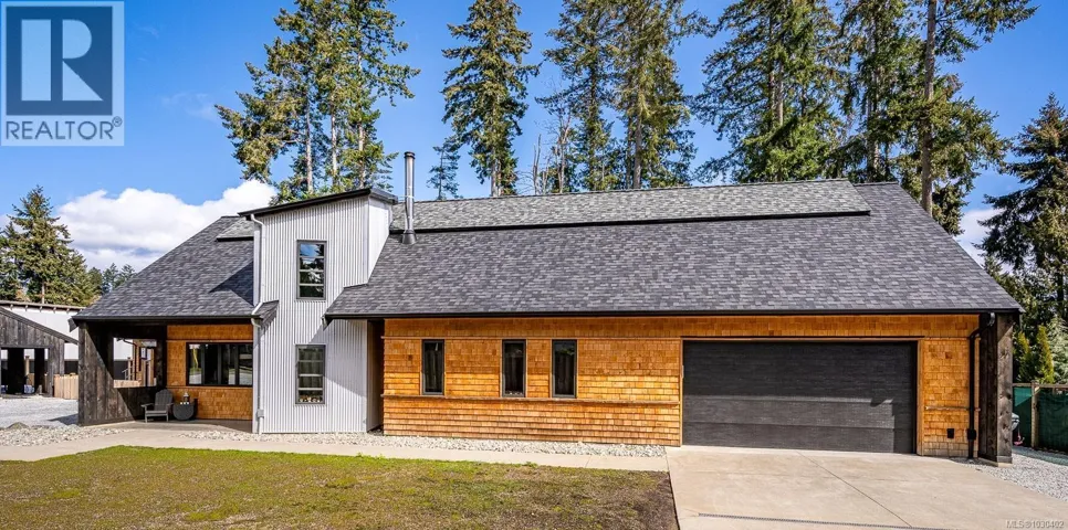 4615 Thompson Clarke Dr E, Bowser, British Columbia V0R1G0