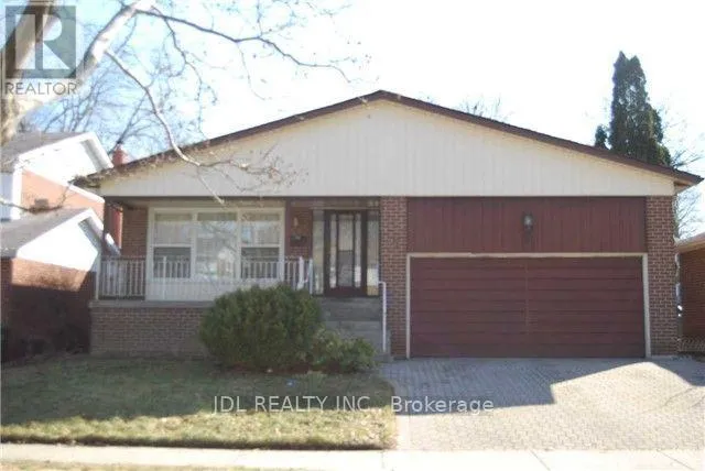 28 HARRINGAY CRESCENT, Toronto (L'Amoreaux), Ontario M1W1Z3