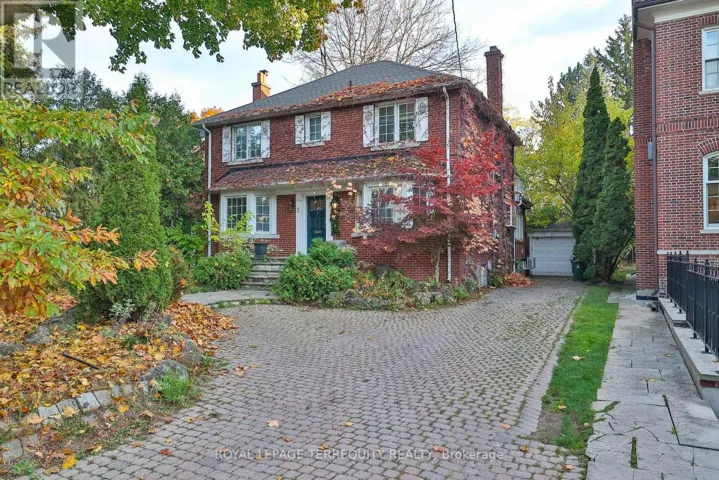 5 APSLEY ROAD, Toronto (Bedford Park-Nortown), Ontario M5M2X7