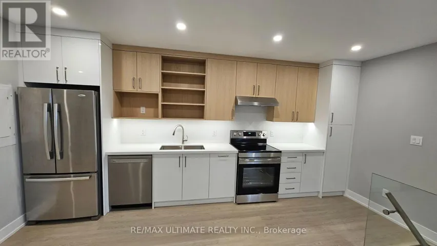 MAIN FLOOR - 351 BLACKTHORN AVENUE, Toronto (Keelesdale-Eglinton West), Ontario M6M3B8